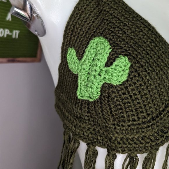 Hand Crafted Green Crochet Fringe Top Cactus Applique M - Picture 2 of 5